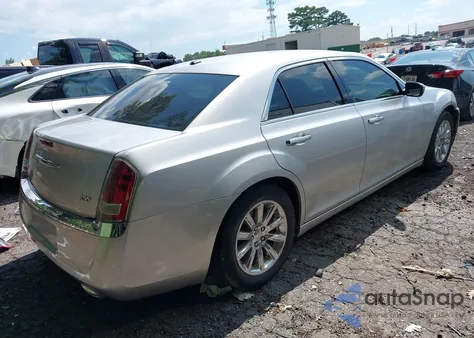 2012 Chrysler 300 Limited из США, поврежденный, VIN 2C3CCACG5CH212738